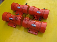 YZS振動(dòng)電機(jī):激振能力強(qiáng)，拆卸方便。
